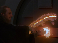 Le sabre laser peut percer une porte blindée © Lucasfilm