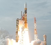 Lancement de la fusée transportant Ikaros et la sonde Akatsuki © Jaxa Lancement de la fusée transportant Ikaros et la sonde Akatsuki © Jaxa