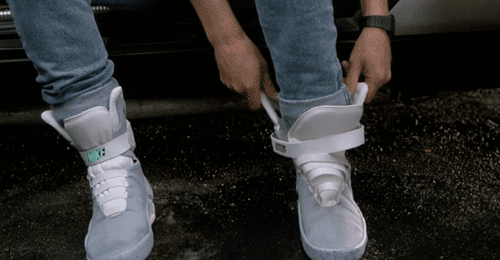 Les chaussures de Marty McFly dans Retour Vers Le Futur 2 © Universal Pictures