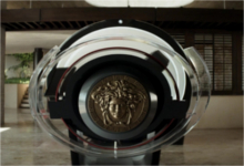 Le scanner médecin et guérisseur du film Elysium n'est pas plus dérangeant qu'une séance d'UV de quelques secondes © Sony Pictures