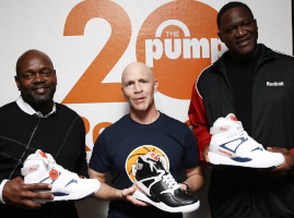 Paul Litchfield (centre) en compagnie du footballeur américain Emmitt Smith (gauche) et du basketeur Dominique Wilkins (droite), pour fêter les 20 ans de la Reebok Pump © Neilson Barnard
