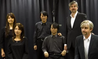 Les différents clones Geminoid © Hiroshi Ishiguro Laboratories, ATR