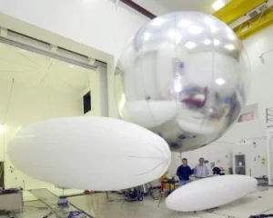 Une photo de 2006 qui dévoilent des ballons testés par le JPL © NASA